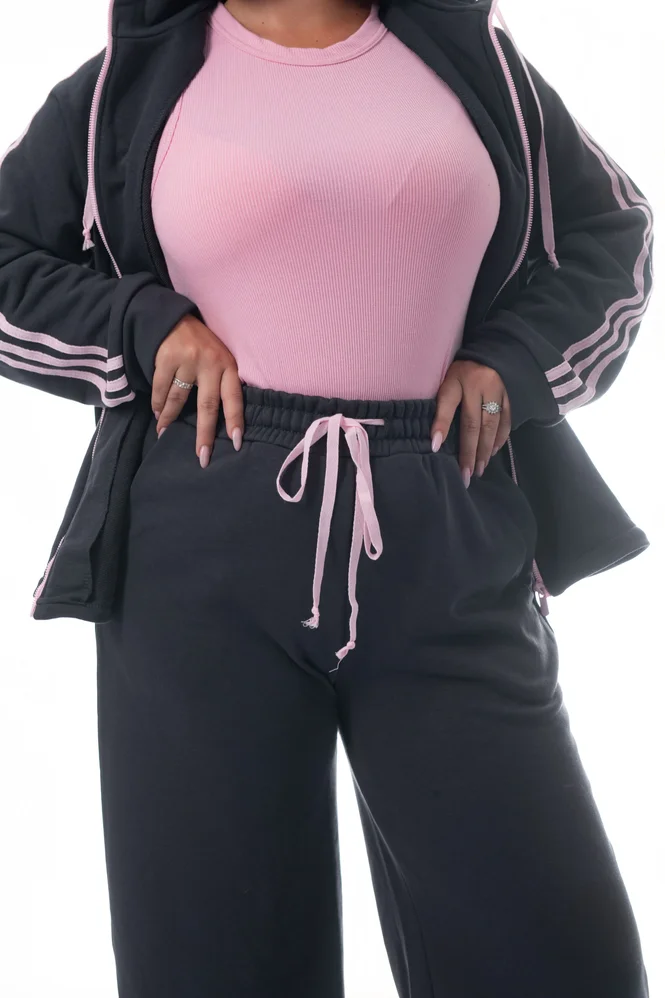 Спортивный костюм plus size с капюшоном, кофта + джоггеры, тринитка-диагональ — фото 10 (665x998)