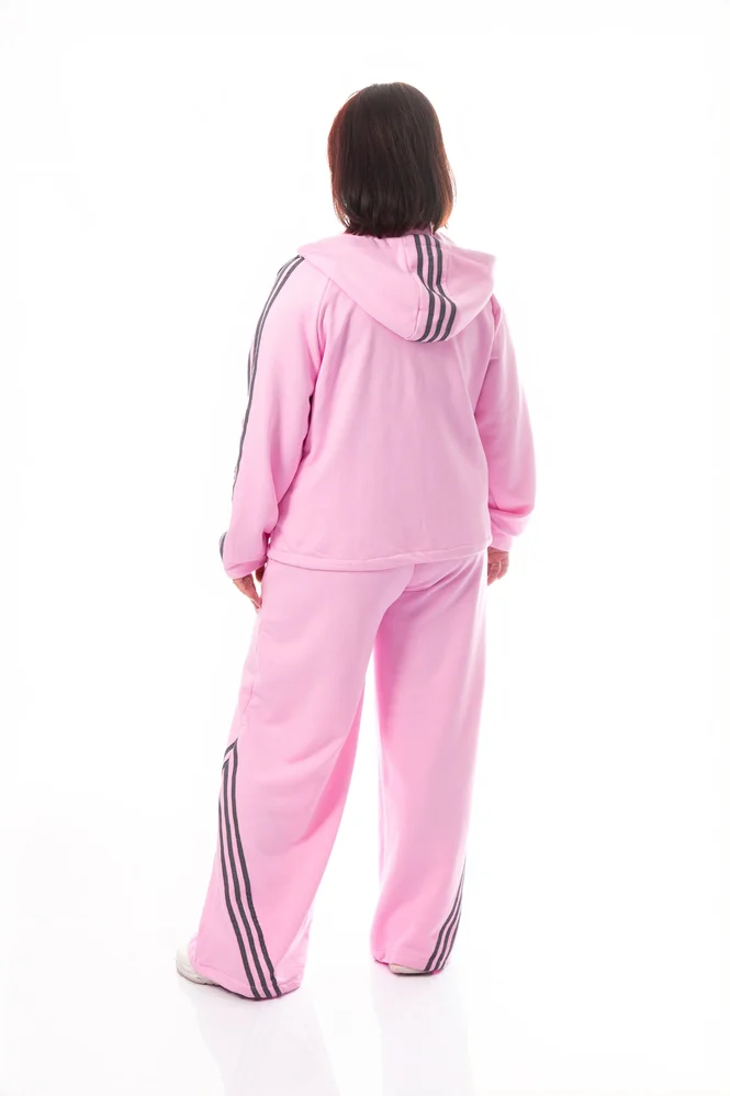 Спортивный костюм plus size с капюшоном, кофта + джоггеры, тринитка-диагональ — фото 6 (665x998)