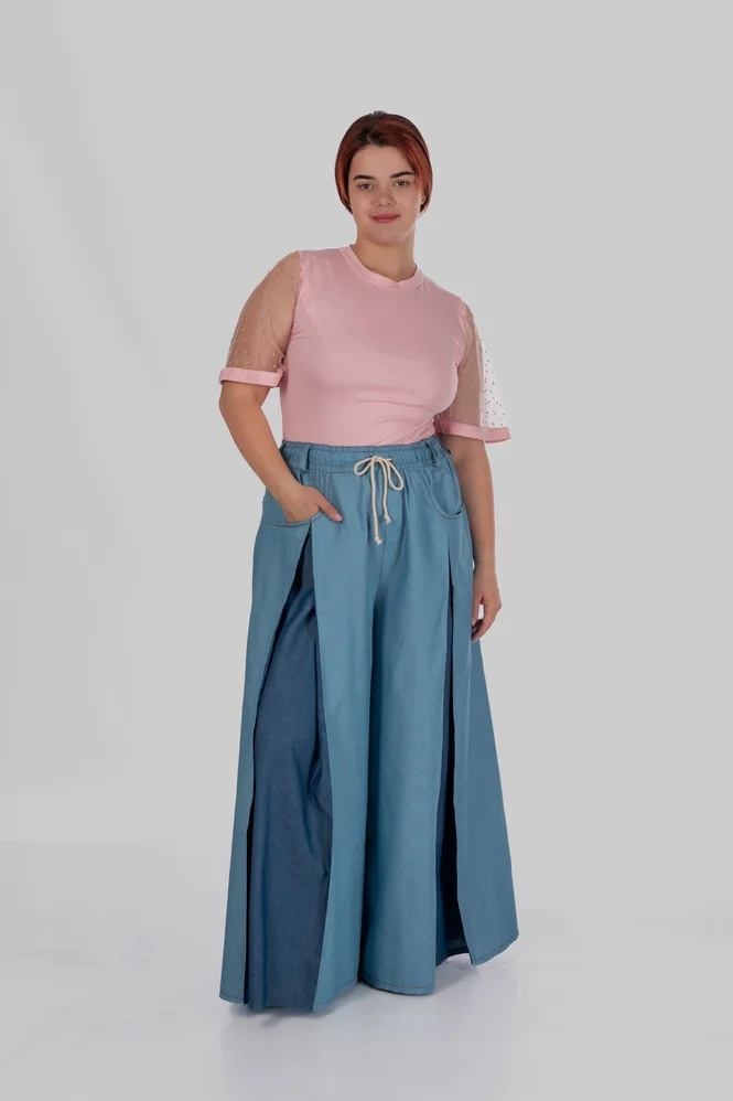 women's plus size maxi trouser skirt with box pleats and a high rise — photo 2 (665x998)