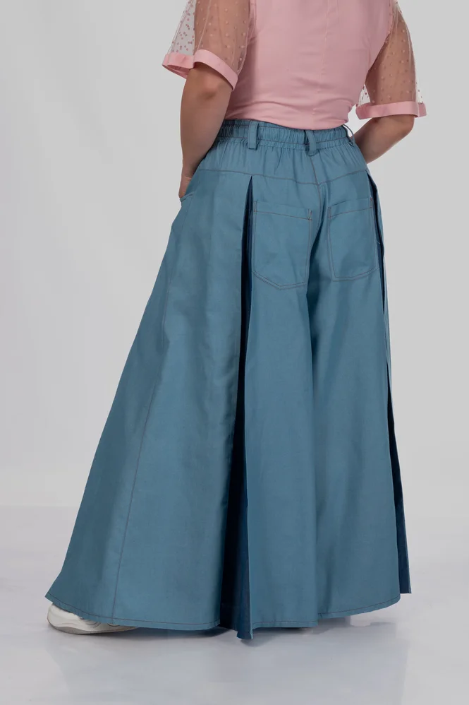 women's plus size maxi trouser skirt with box pleats and a high rise — photo 11 (665x998)