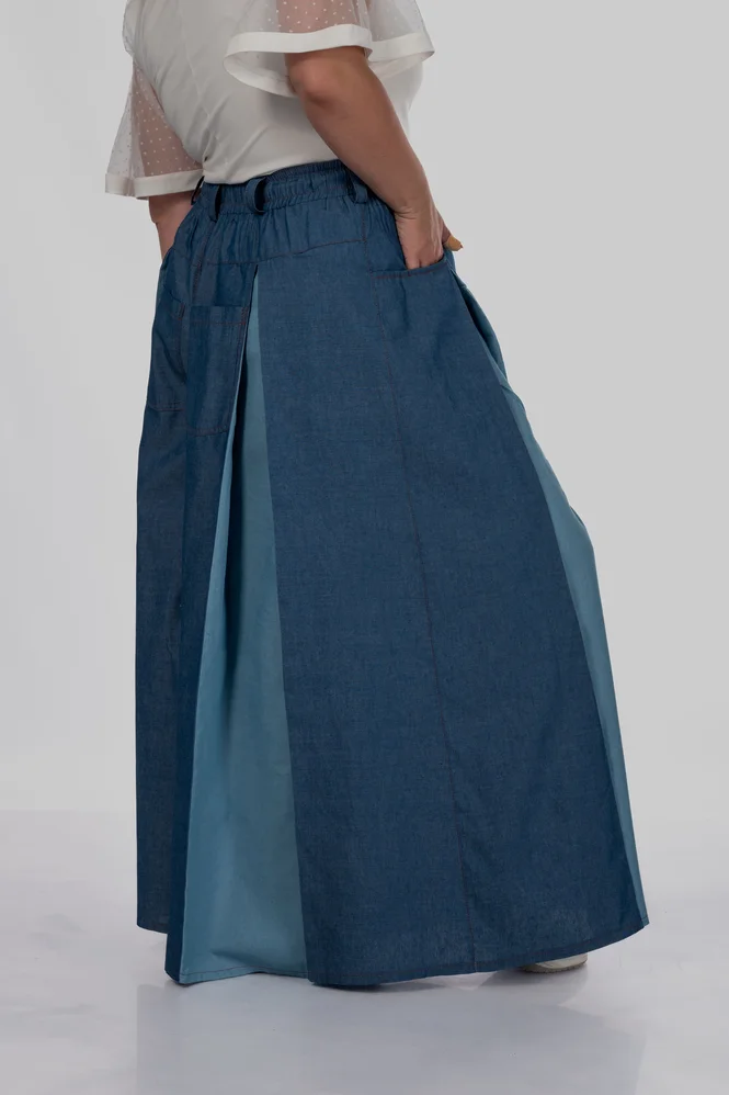 women's plus size maxi trouser skirt with box pleats and a high rise — photo 10 (665x998)
