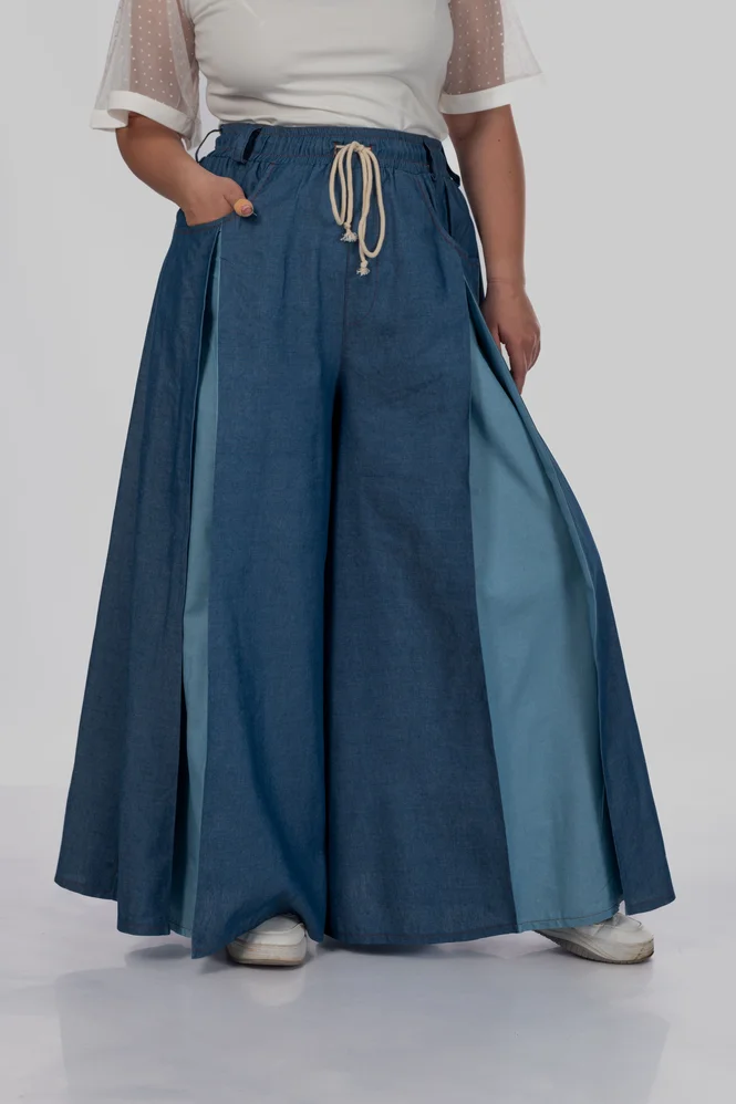 women's plus size maxi trouser skirt with box pleats and a high rise — photo 2 (665x998)
