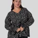 Вільна блуза plus size Jerri з V-вирізом, рукавом-буф і воланом на талії JERRI (чорний) — фото 5 (75x75)