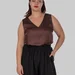 Жіночий шовковий топ plus size на широких бретелях з V-вирізом LIVIA (коричневий) — фото 2 (75x75)