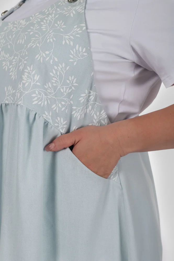 Жіночий лляний сарафан міді plus size з широкими бретелями та рослинним принтом LOTTA (блакитний) — фото 9 (665x998)