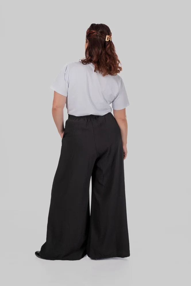 Жіночі літні штани палаццо plus size з віскози жатки з поясом на резинці MAREN (чорний) — фото 9 (665x998)