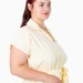 Легка літня сукня міді plus size з поясом, коміром, V-вирізом і кишенями, поплін 100% бавовна Raven Light (вершковий) — фото 2 (75x75)