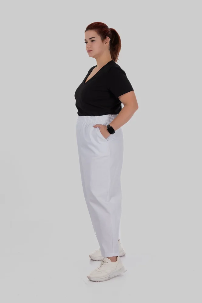 women's plus size cotton mom jeans — photo 2 (665x998)