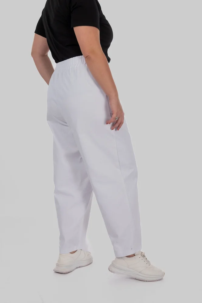 women's plus size cotton mom jeans — photo 13 (665x998)