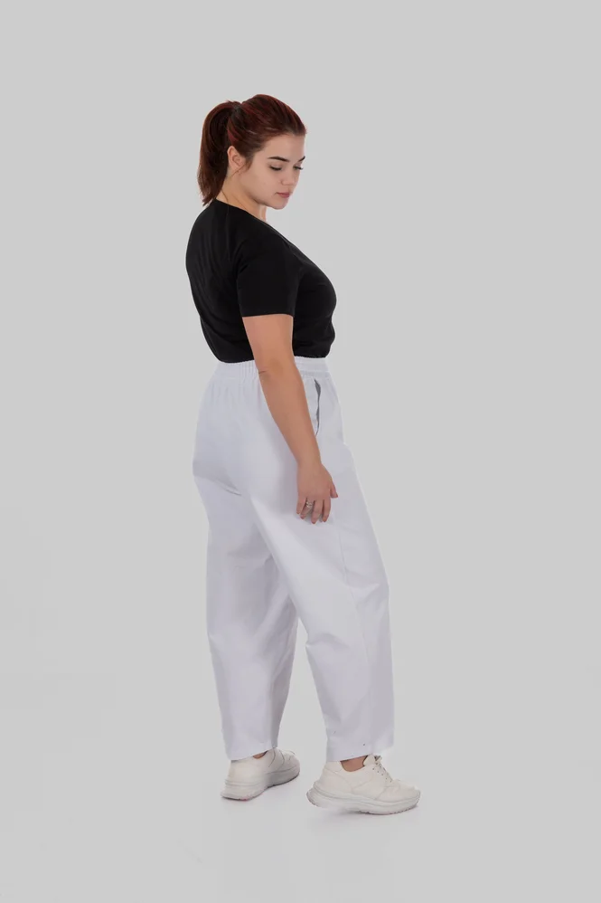 women's plus size cotton mom jeans — photo 7 (665x998)
